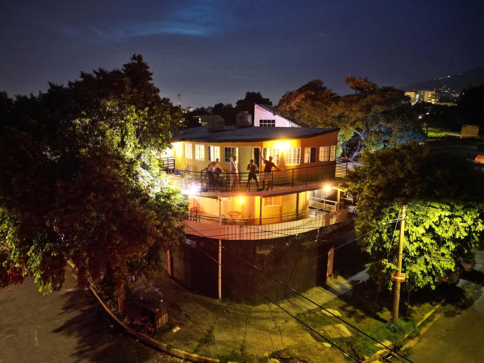 Apto Para Turismo. Moderno Comodo Y Panoramico. San Salvador Bagian luar foto